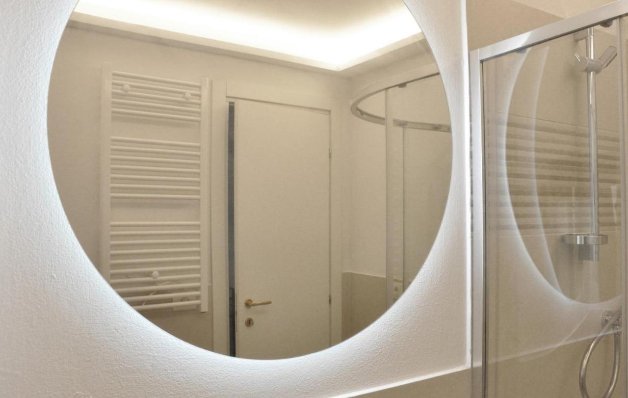 Charming Apartment Michelangelo ฟลอเรนซ์ ภายนอก รูปภาพ