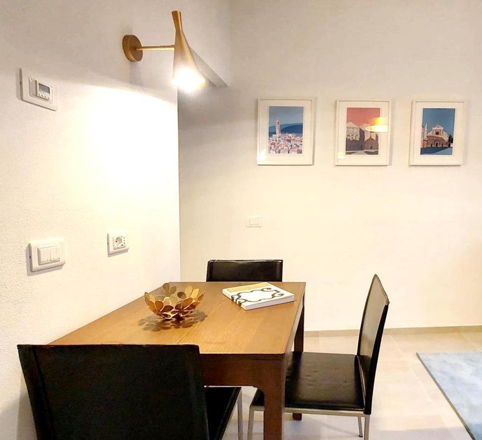 Charming Apartment Michelangelo ฟลอเรนซ์ ภายนอก รูปภาพ